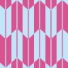 ピンクと薄い青の矢絣柄パターン